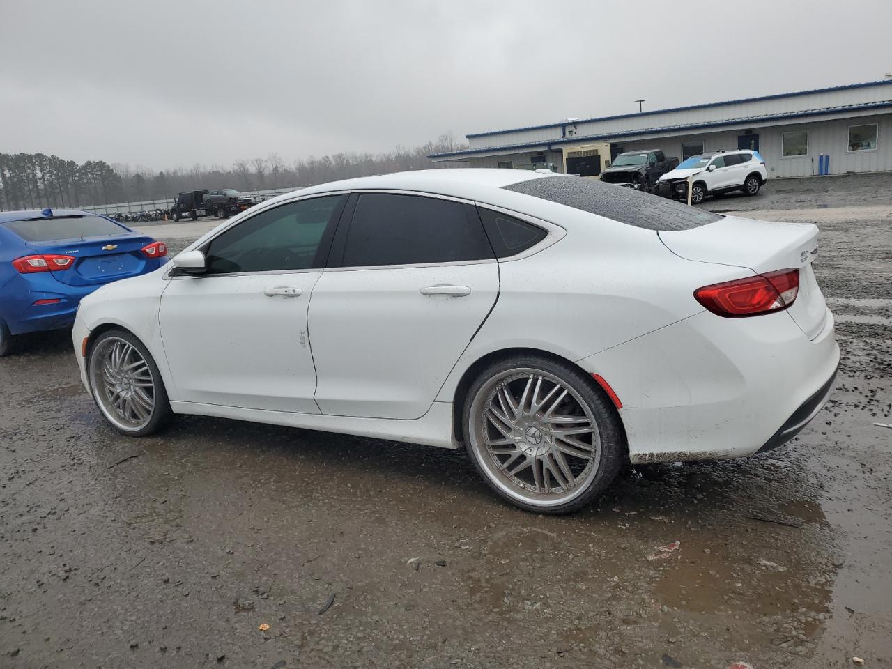 2015 Chrysler 200 - Image 2
