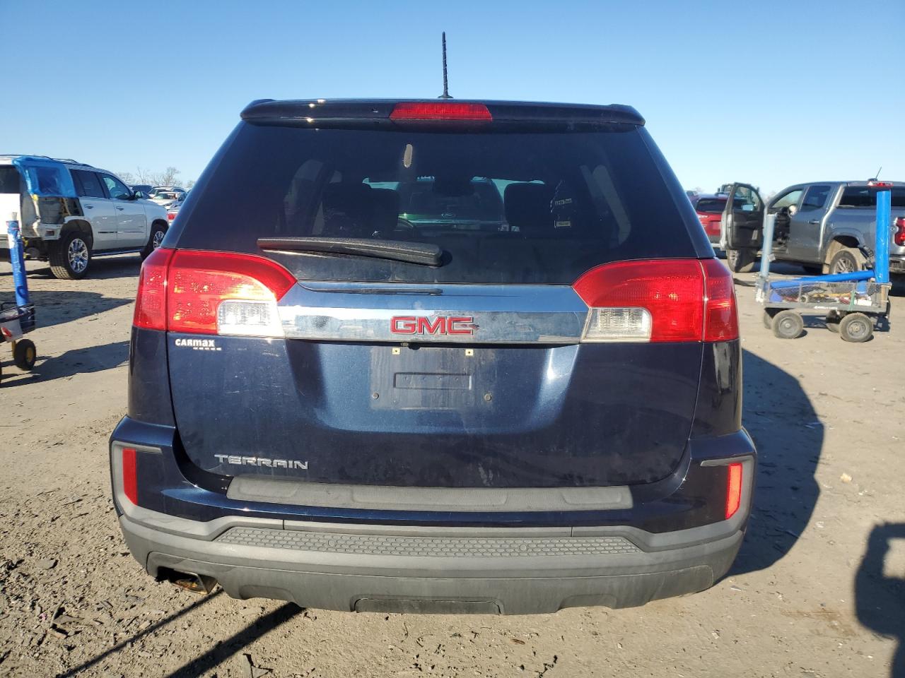 2017 GMC Terrain - Image 6