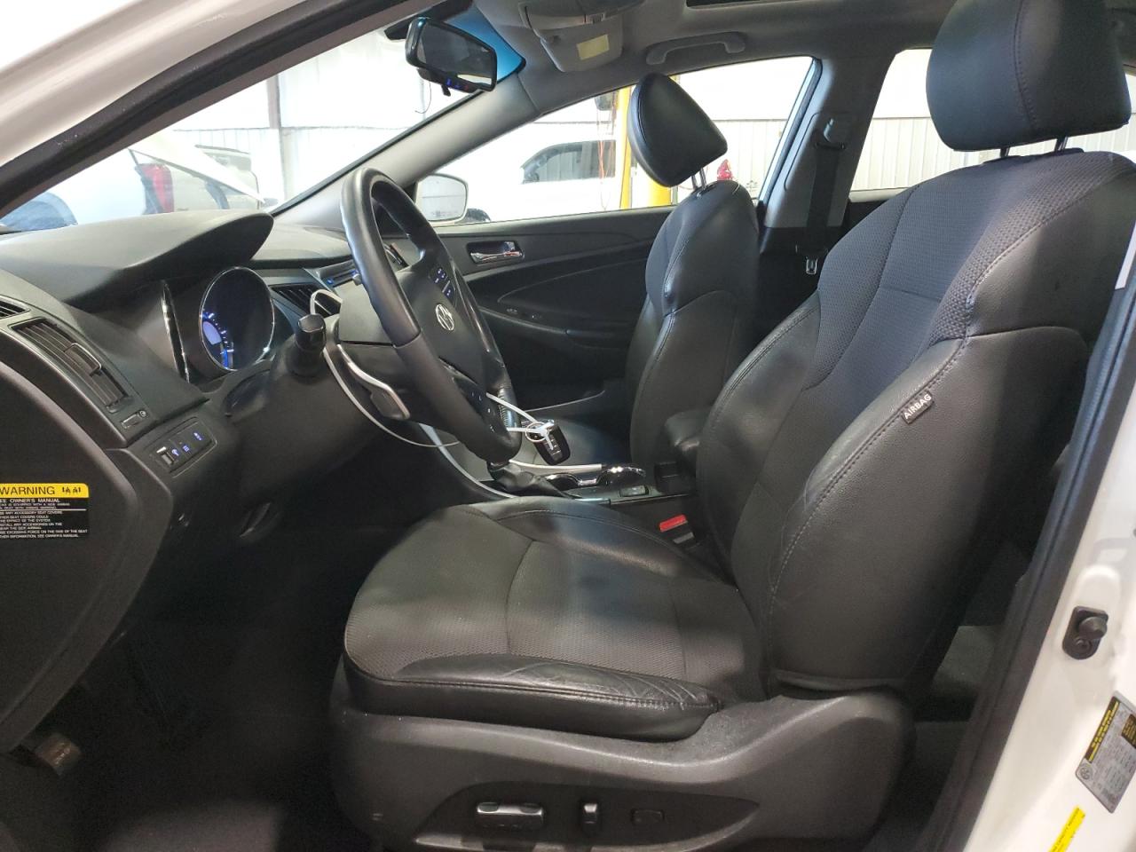 2013 Hyundai Sonata - Image 7