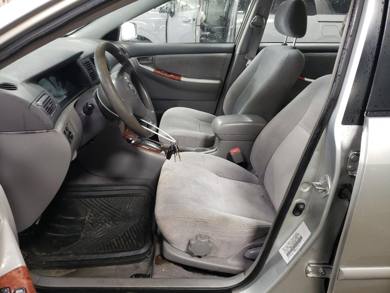 2004 Toyota Corolla - Image 7