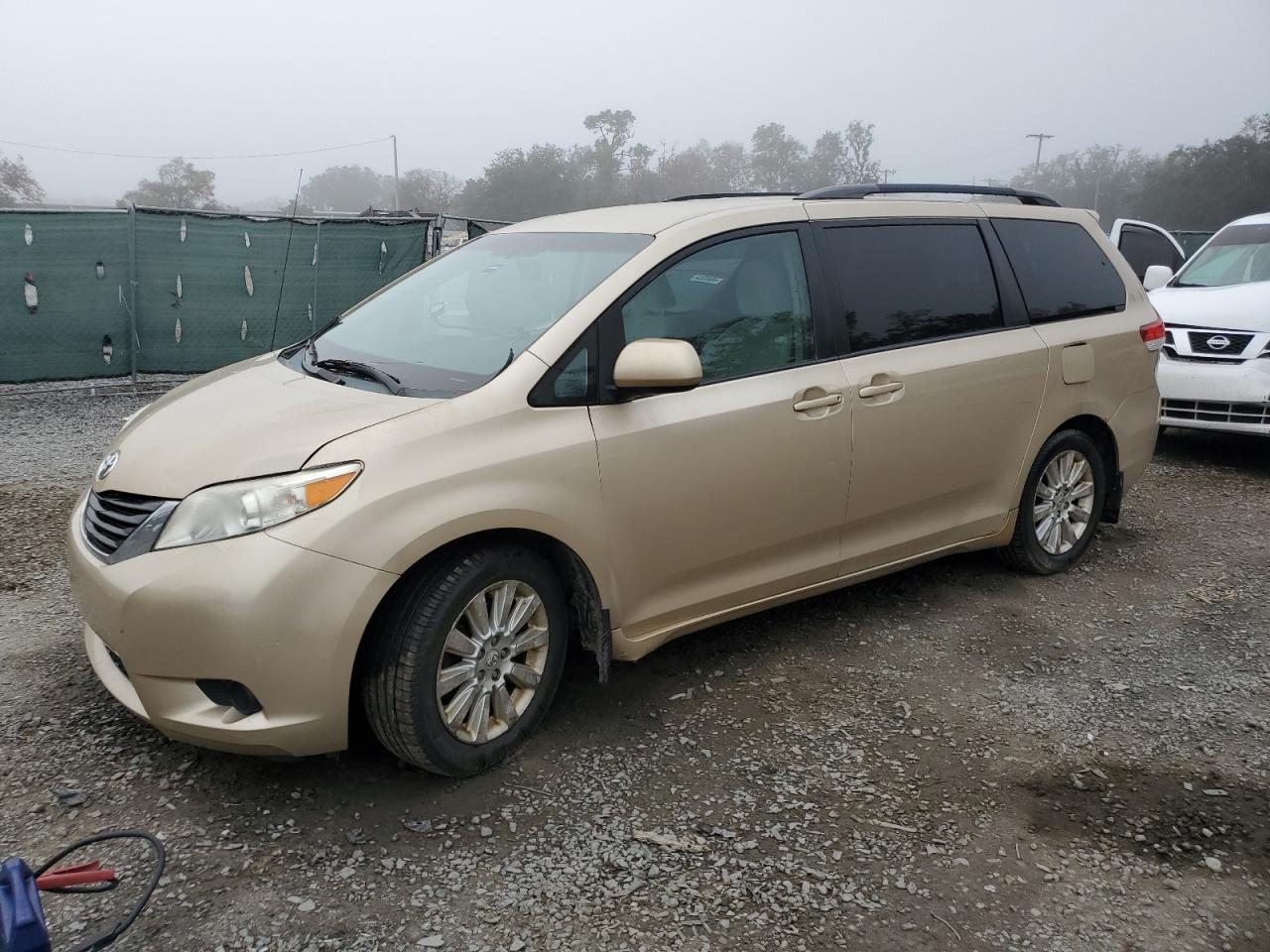 2011 Toyota Sienna - Image 1