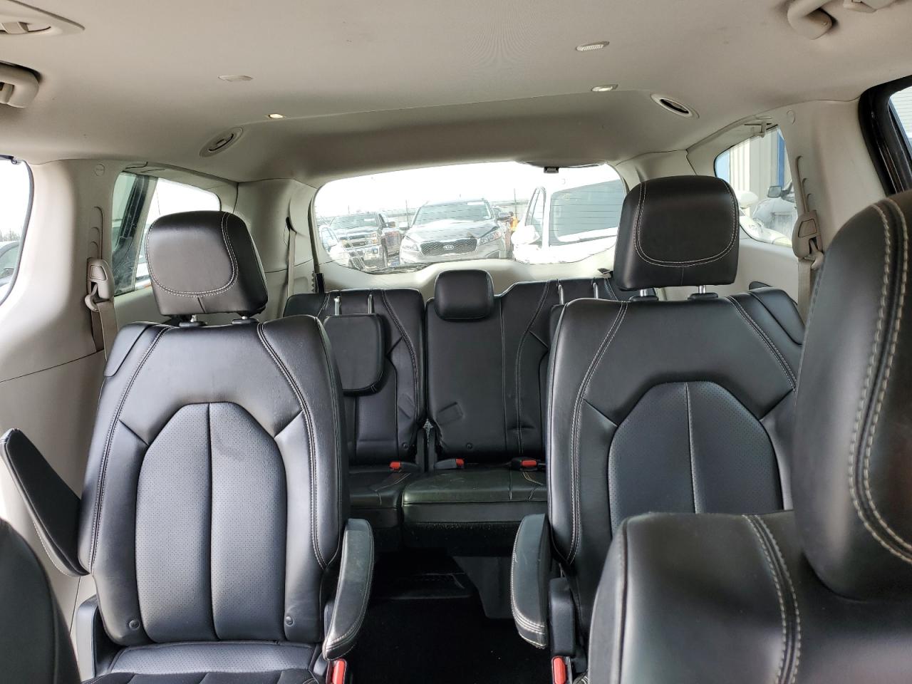2021 Chrysler Voyager Lxi VIN: 2C4RC1DG1MR533157 Lot: 45547345