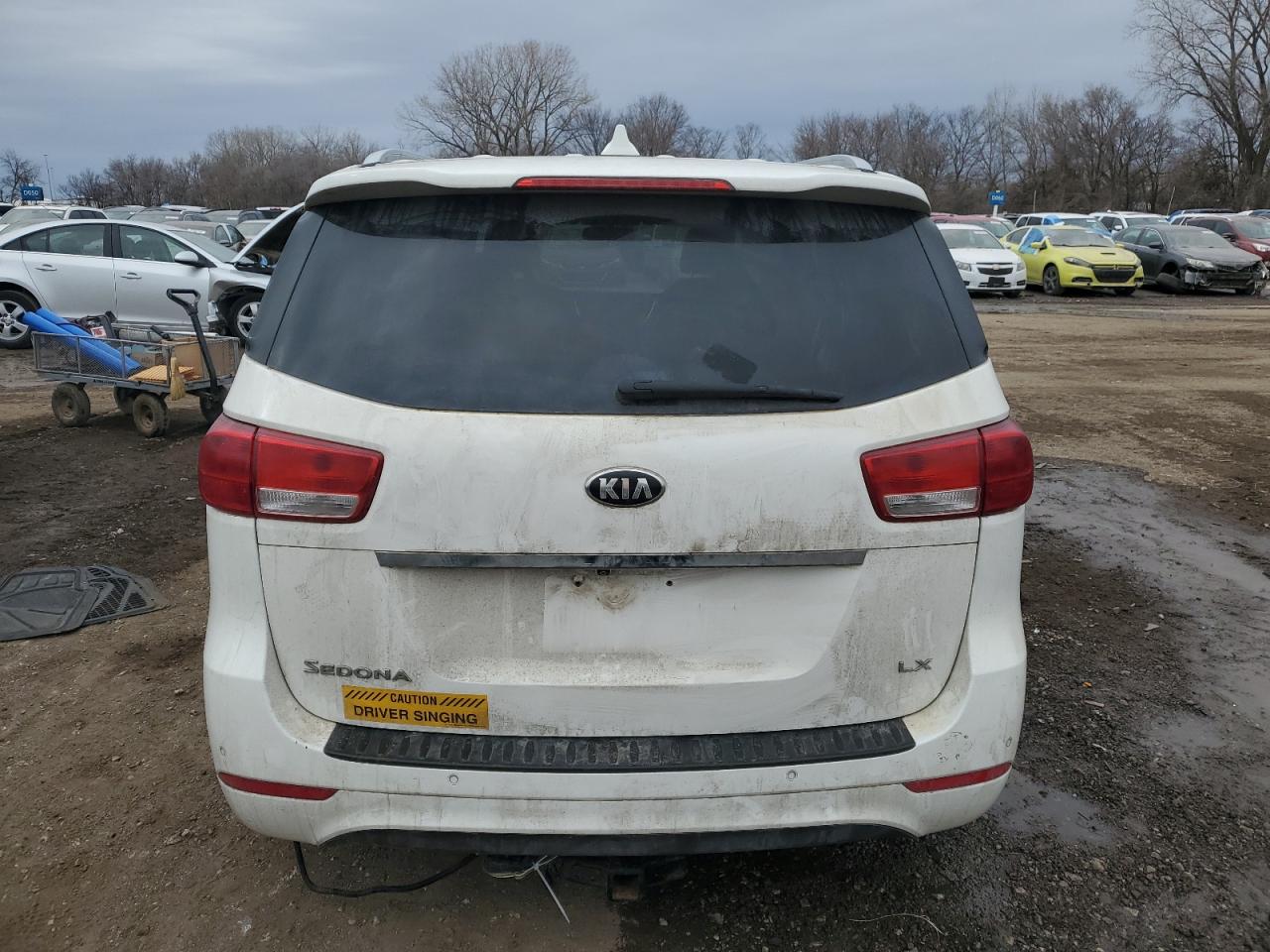 2016 Kia Sedona - Image 6