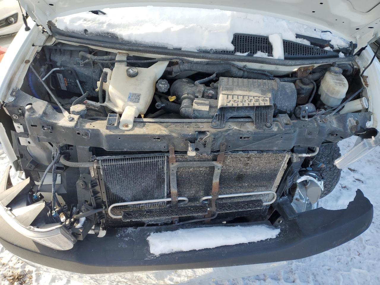 2013 Chevrolet Express - Image 11