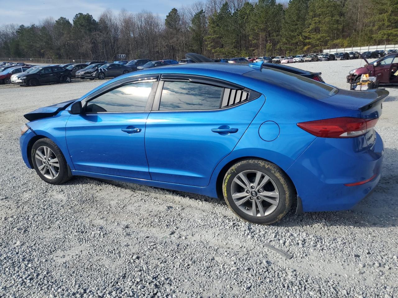 2017 Hyundai Elantra - Image 2