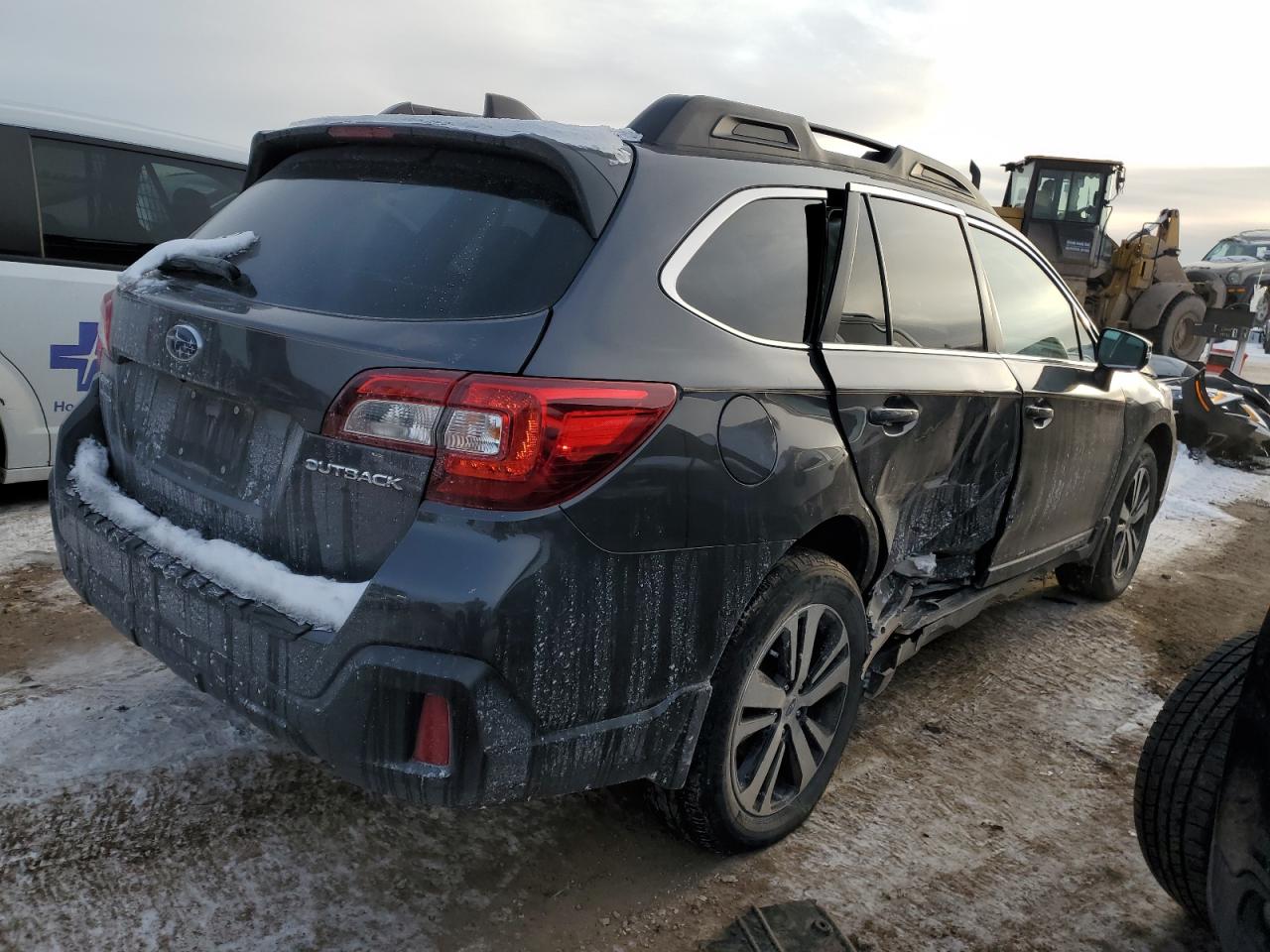 2018 Subaru Outback - Image 3