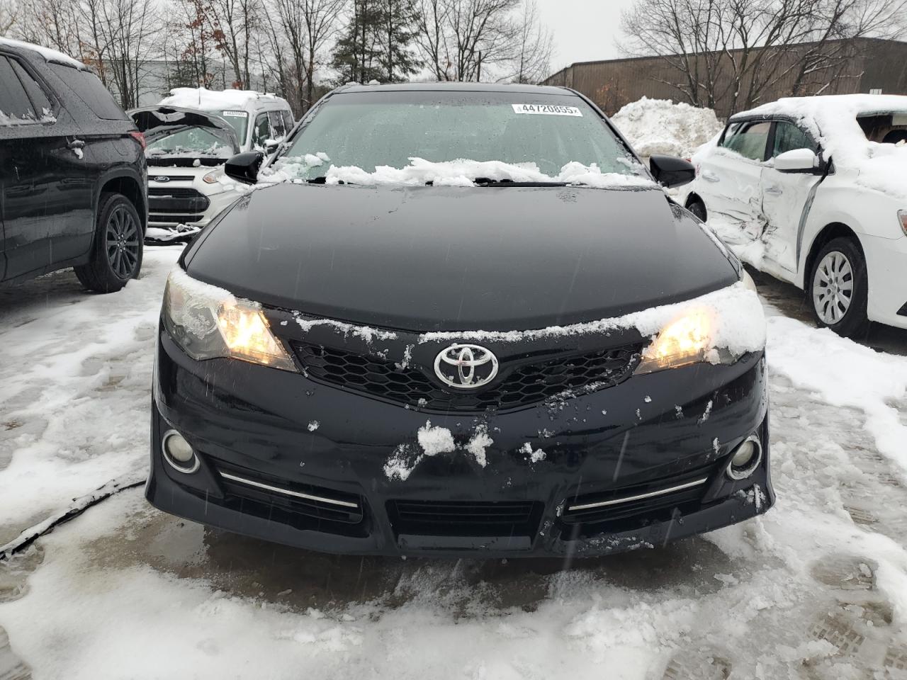 2013 Toyota Camry - Image 5