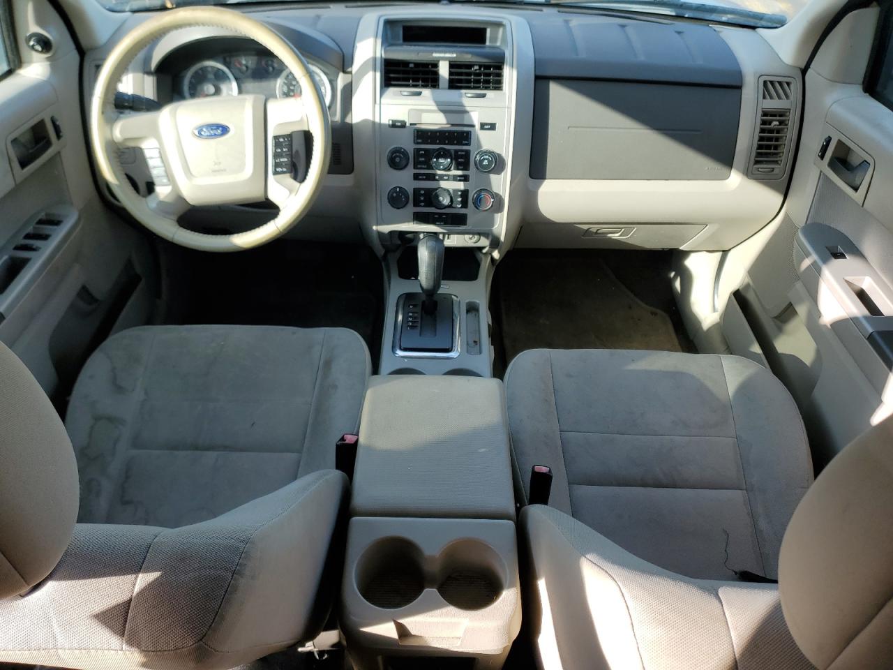 2011 Ford Escape - Image 8