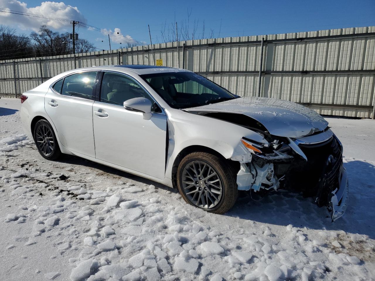 2018 Lexus ES - Image 4
