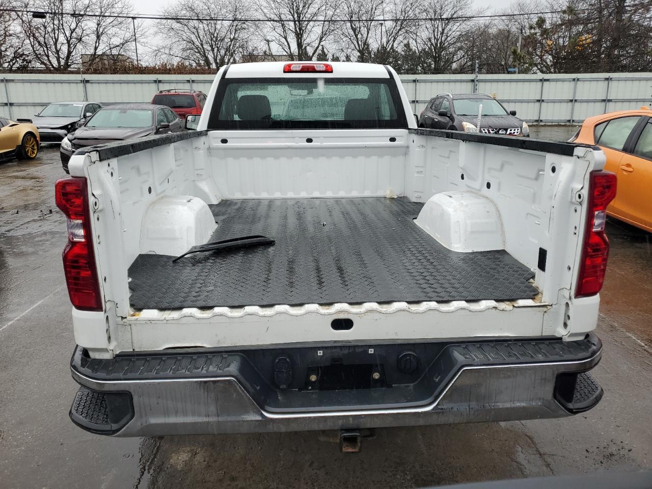 2020 Chevrolet Silverado - Image 6