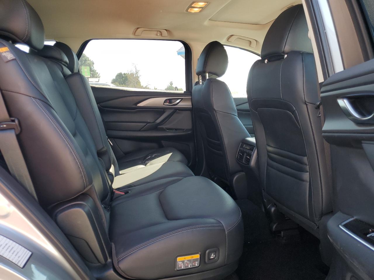 2023 Mazda CX-9 - Image 11