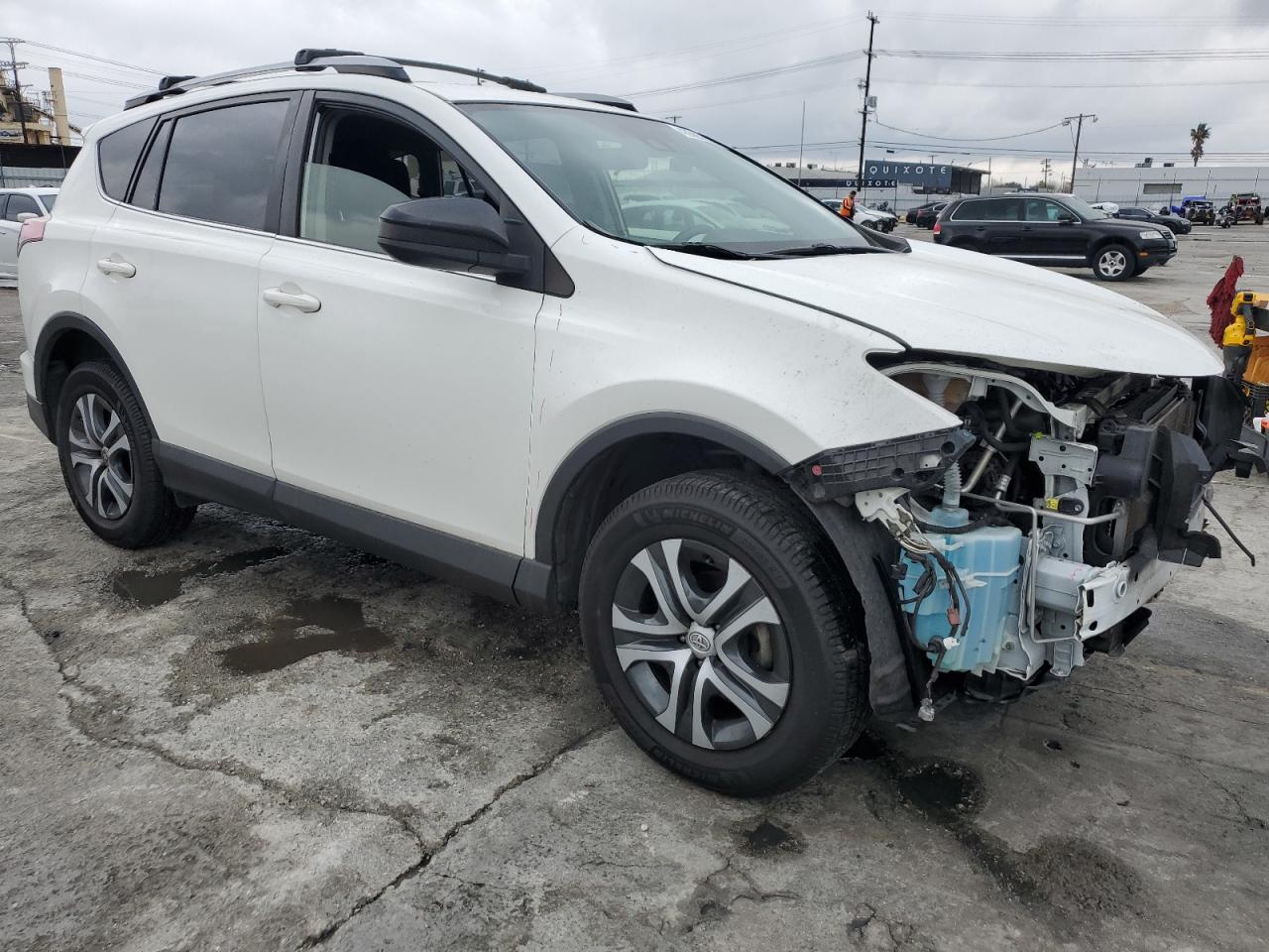 2018 Toyota RAV 4 - Image 4
