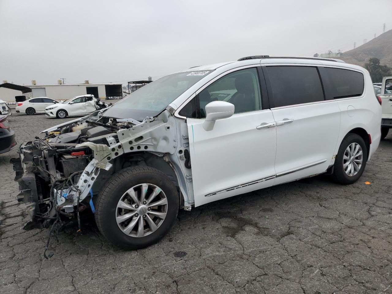 2019 Chrysler Pacifica - Image 1