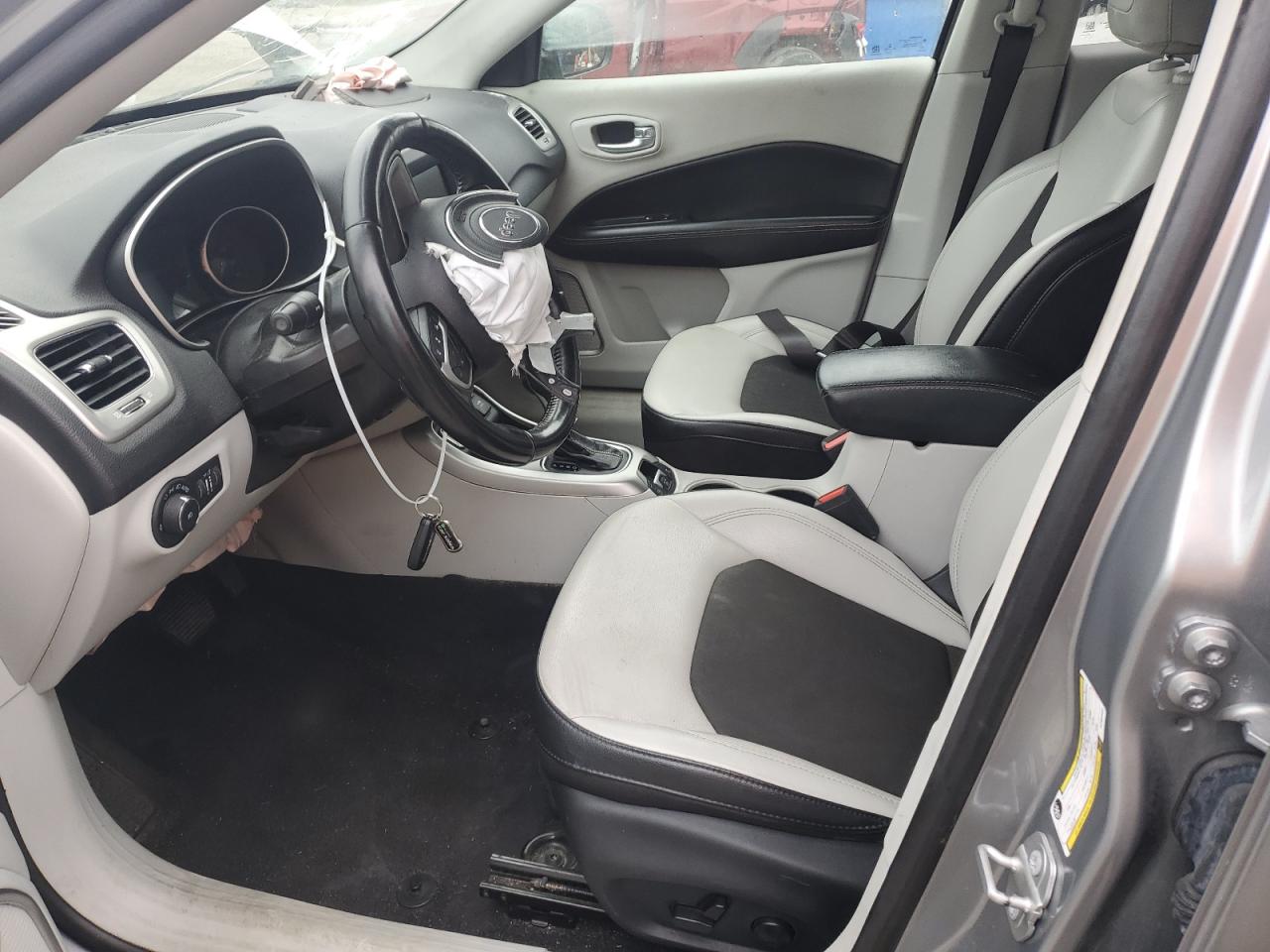2021 Jeep Compass - Image 7