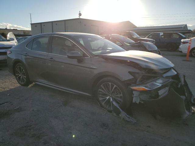  TOYOTA CAMRY 2018 Серый
