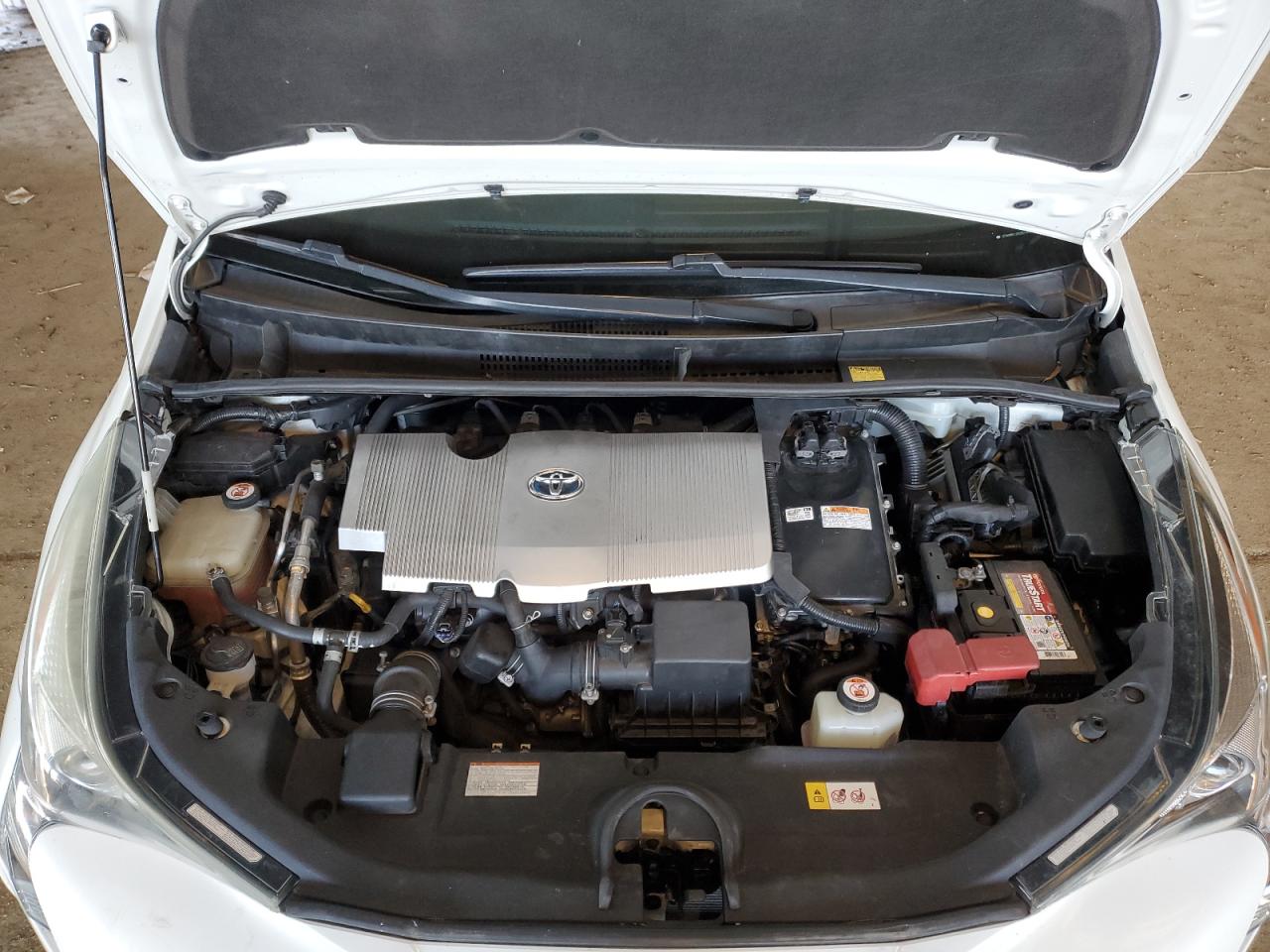 2016 Toyota Prius - Image 11