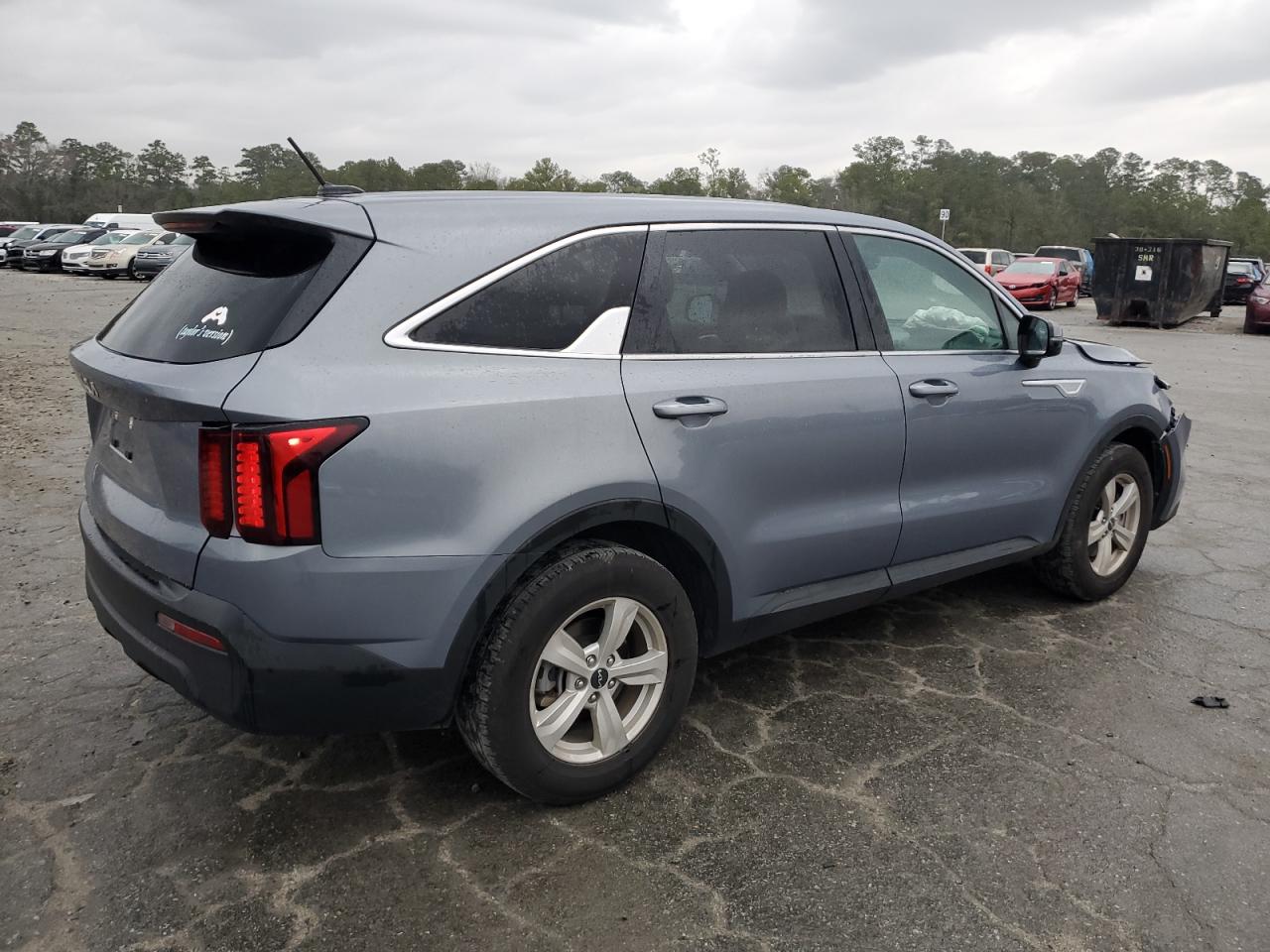 2023 Kia Sorento - Image 3