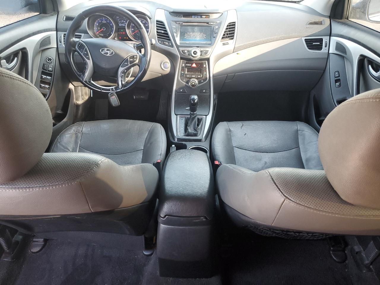 2014 Hyundai Elantra - Image 8