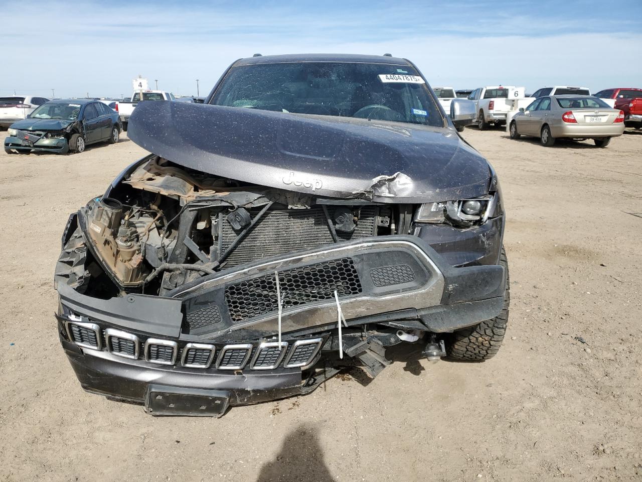 2017 Jeep Grand Cherokee - Image 5
