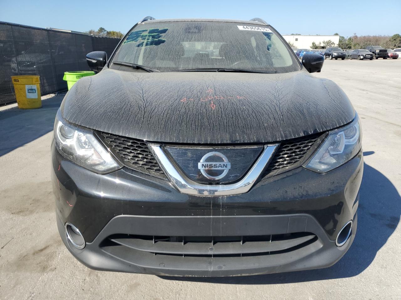 2019 Nissan Rogue - Image 5