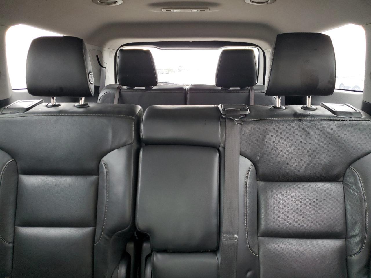 2017 GMC Acadia - Image 10