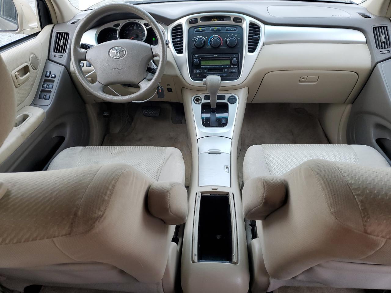 2005 Toyota Highlander - Image 8
