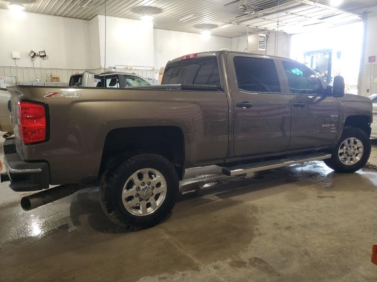 2015 Chevrolet Silverado - Image 3