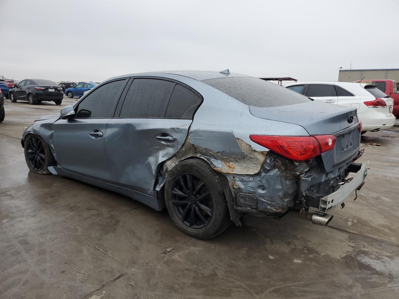 2015 Infiniti Q50 - Image 2