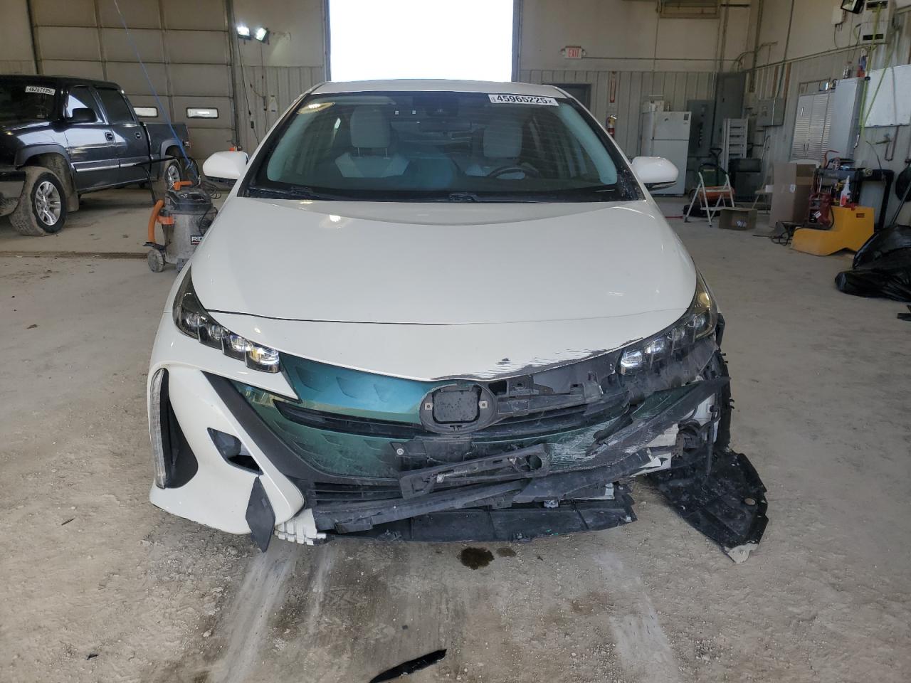 2018 Toyota Prius - Image 5