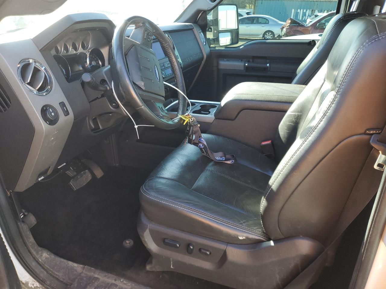 2011 Ford F250 - Image 7
