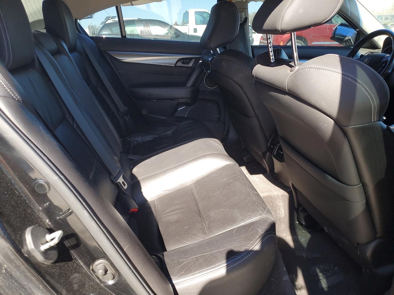2010 Acura TL - Image 10