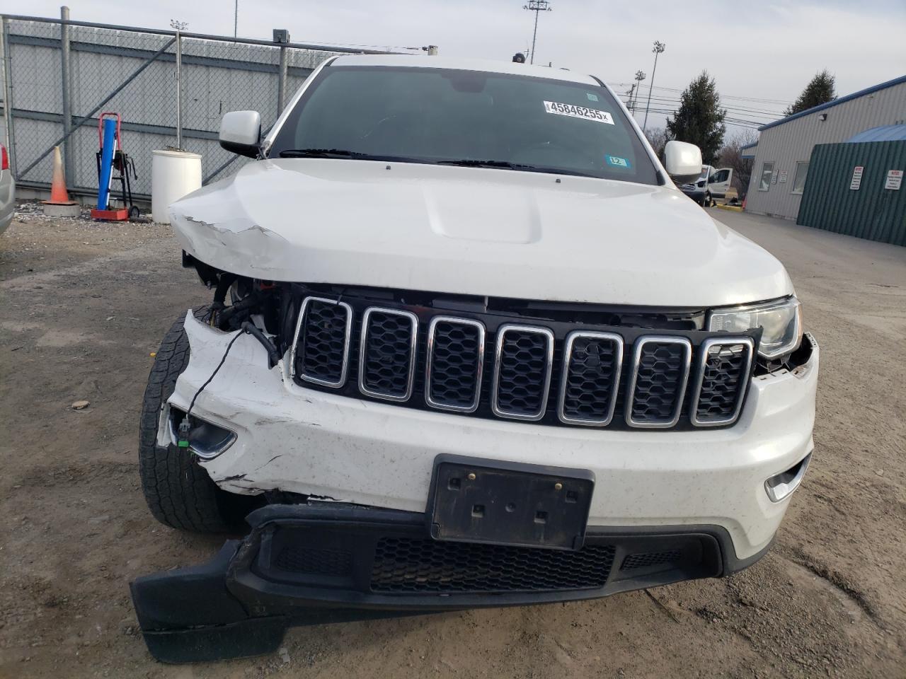 2018 Jeep Grand Cherokee - Image 5