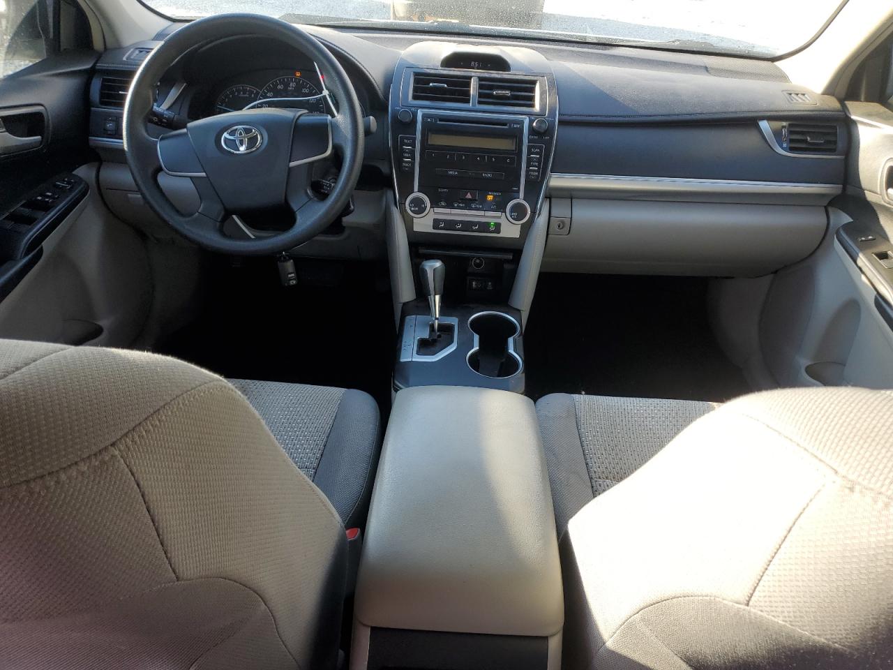 2012 Toyota Camry - Image 8