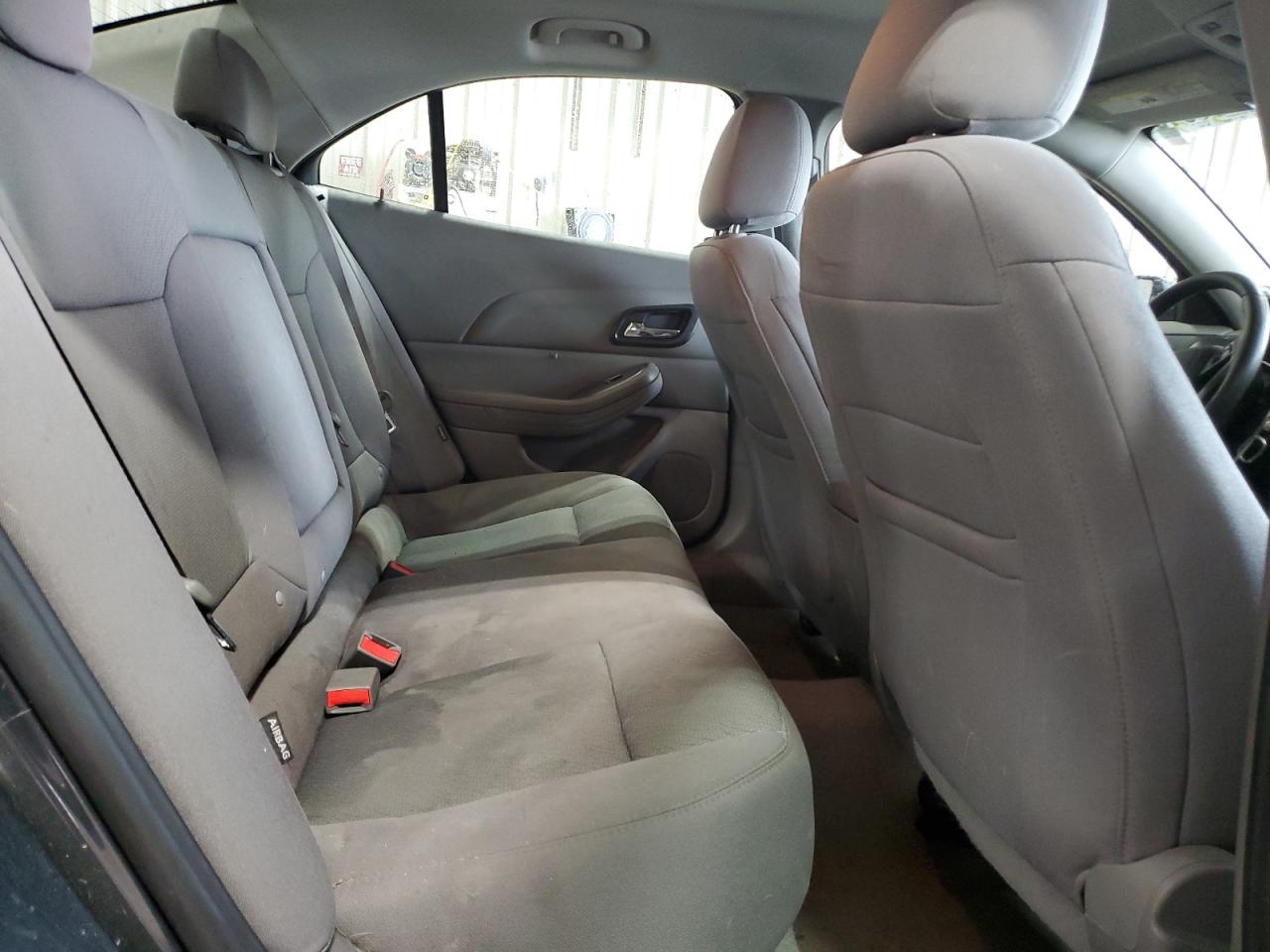 2015 Chevrolet Malibu - Image 10