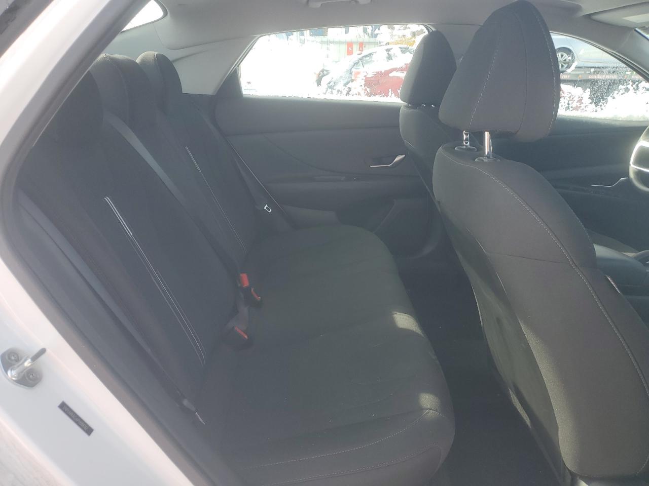 2023 Hyundai Elantra - Image 10