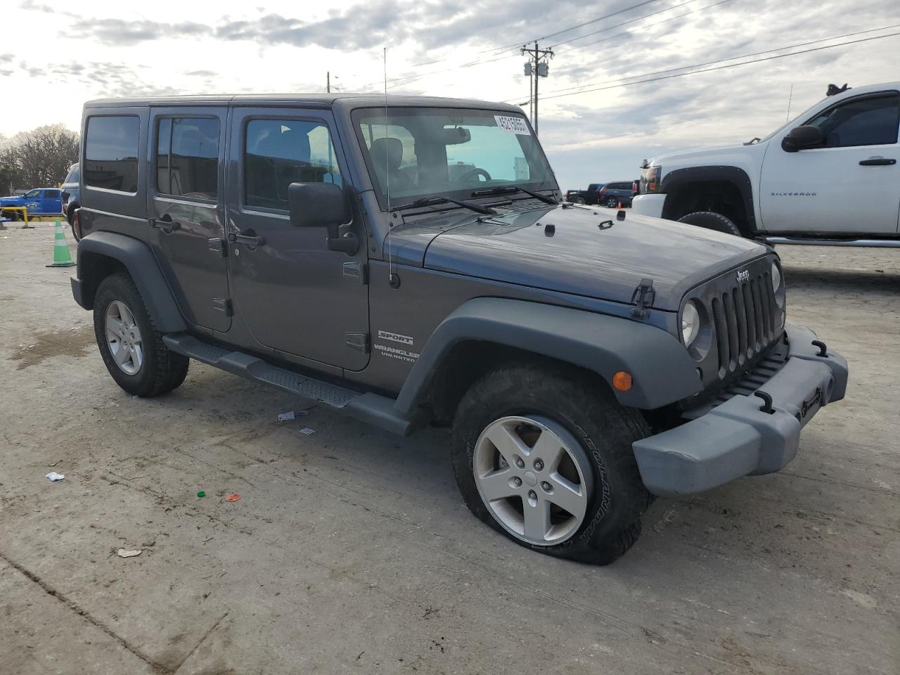 2016 Jeep Wrangler - Image 4