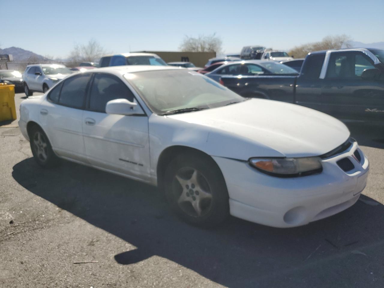 2001 Pontiac Grand Prix - Image 4
