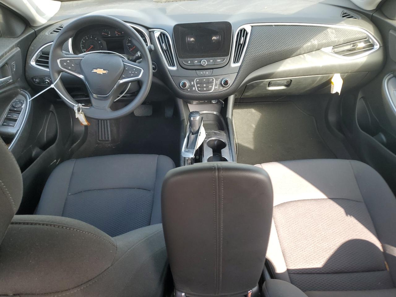 2020 Chevrolet Malibu - Image 8