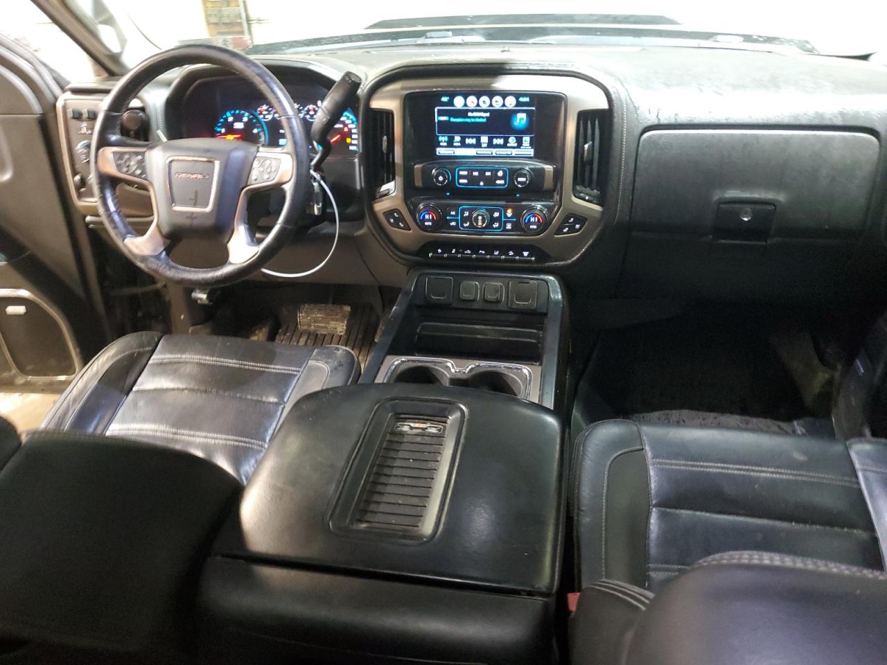 2018 GMC Sierra - Image 8