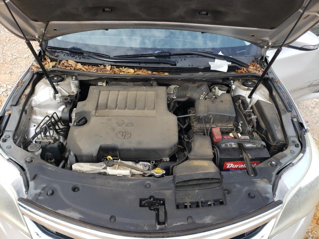 2014 Toyota Avalon - Image 11