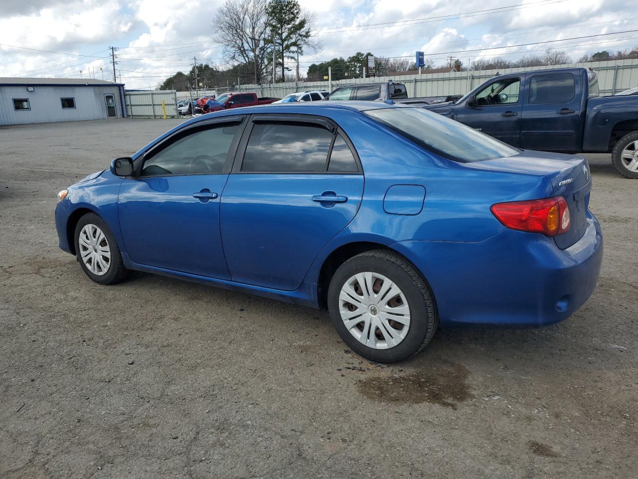 2009 Toyota Corolla - Image 2