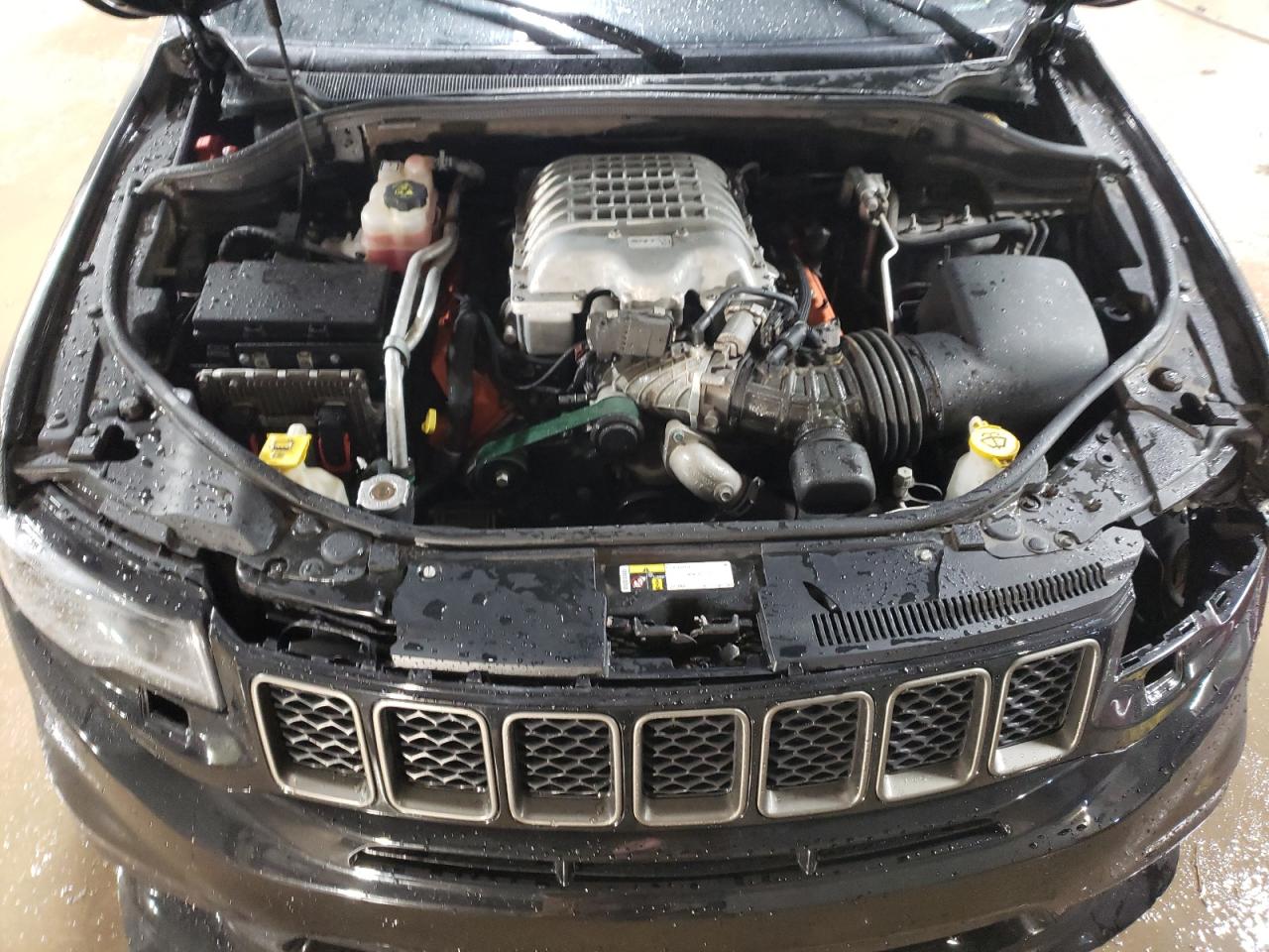 2018 Jeep Grand Cherokee - Image 11