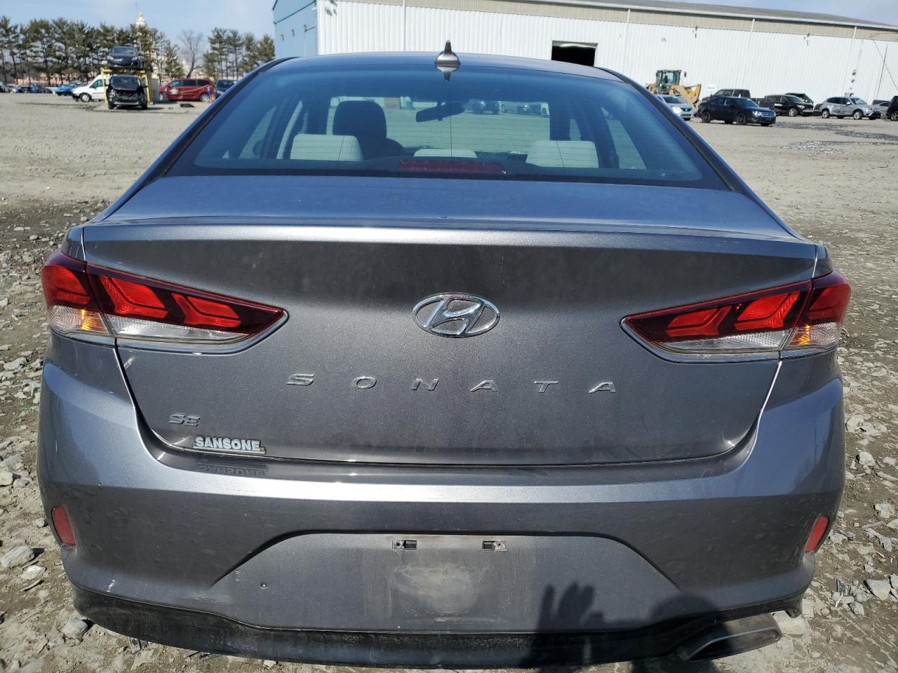 2018 Hyundai Sonata - Image 6