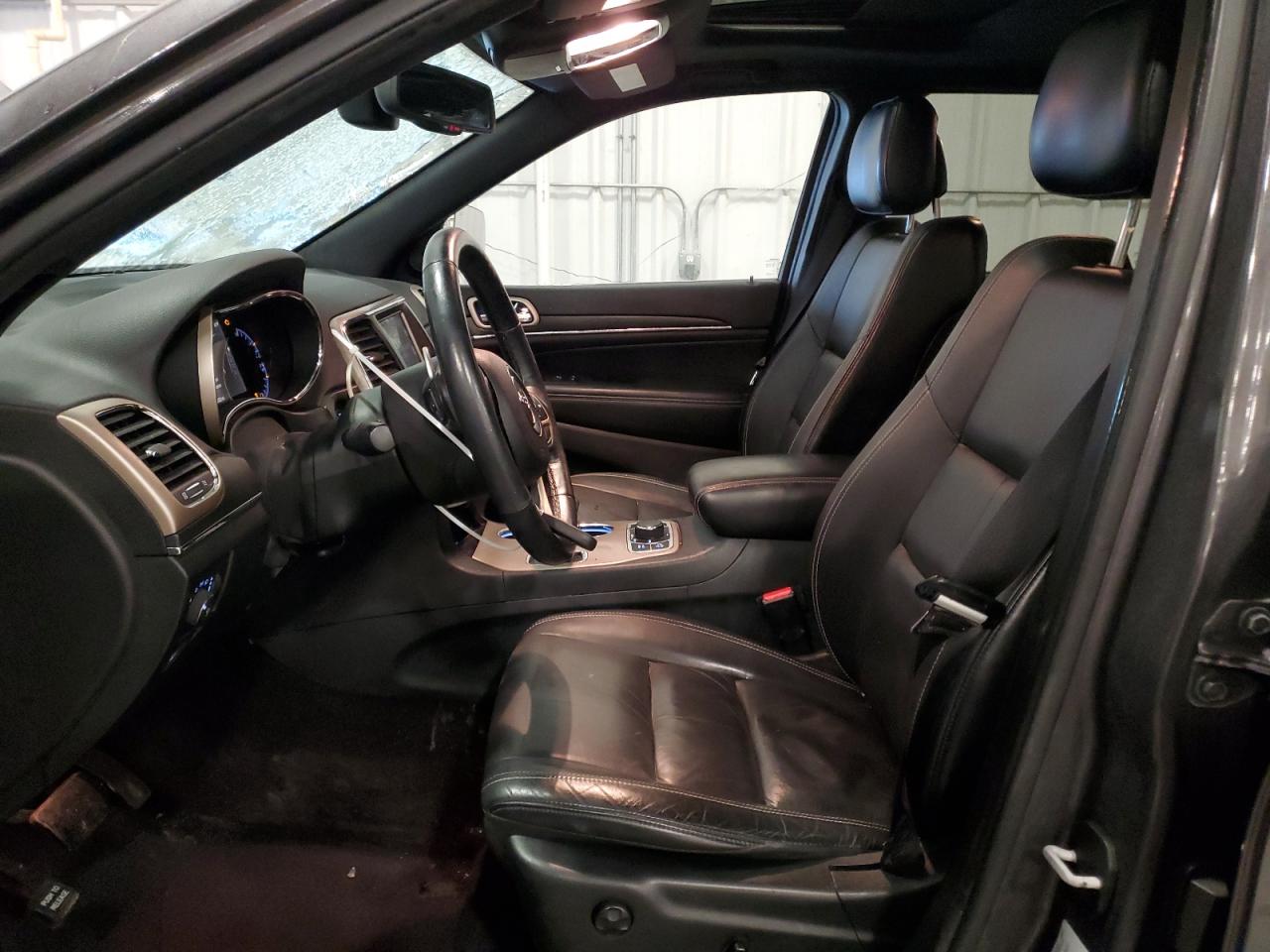 2015 Jeep Grand Cherokee - Image 7