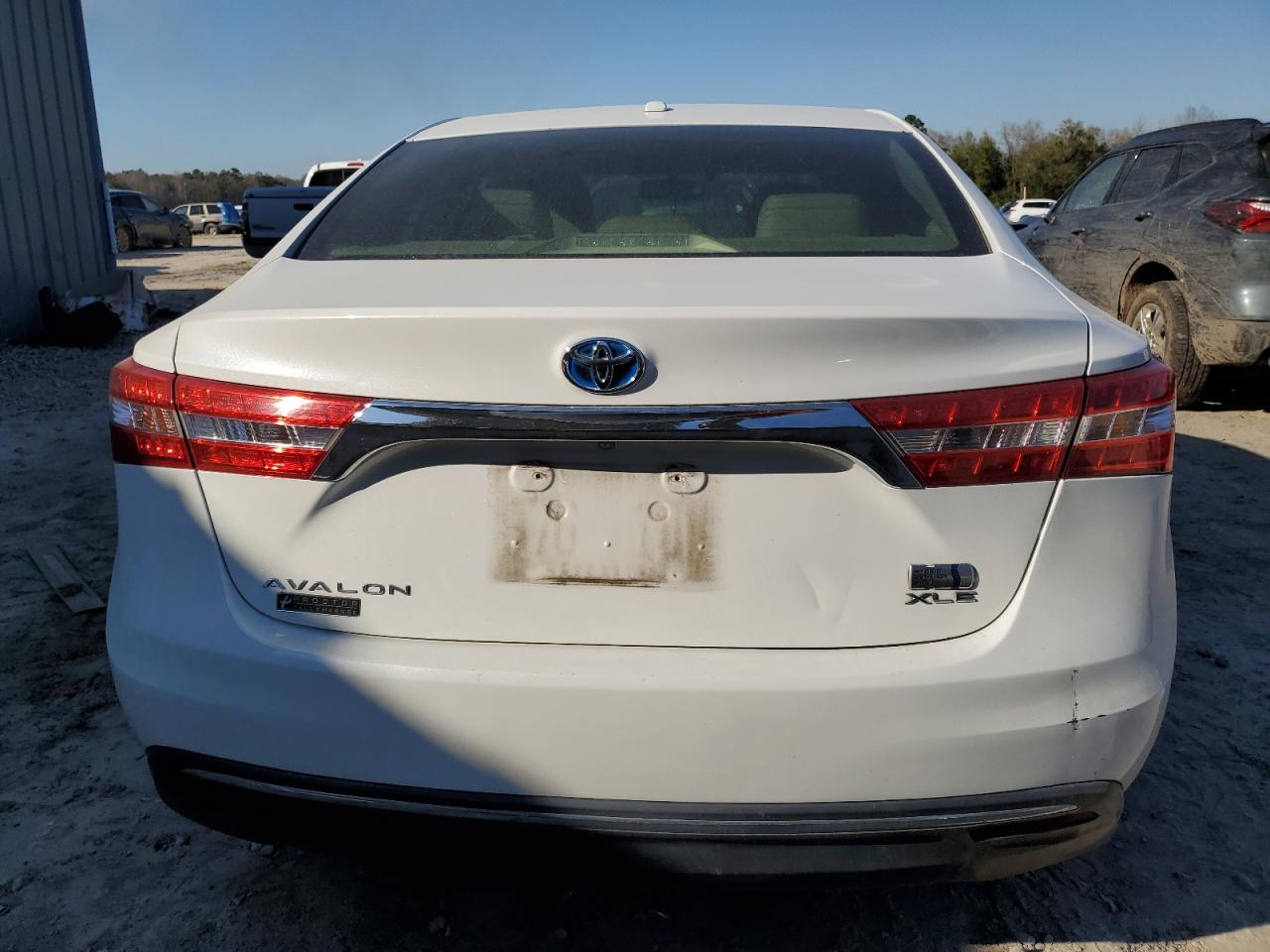 2013 Toyota Avalon - Image 6