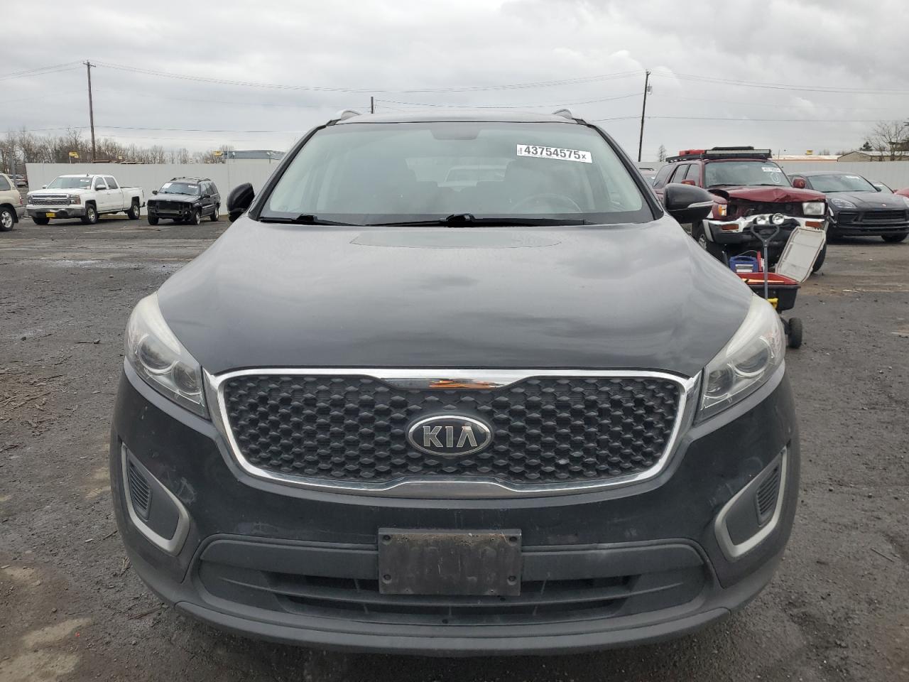 2016 Kia Sorento - Image 5
