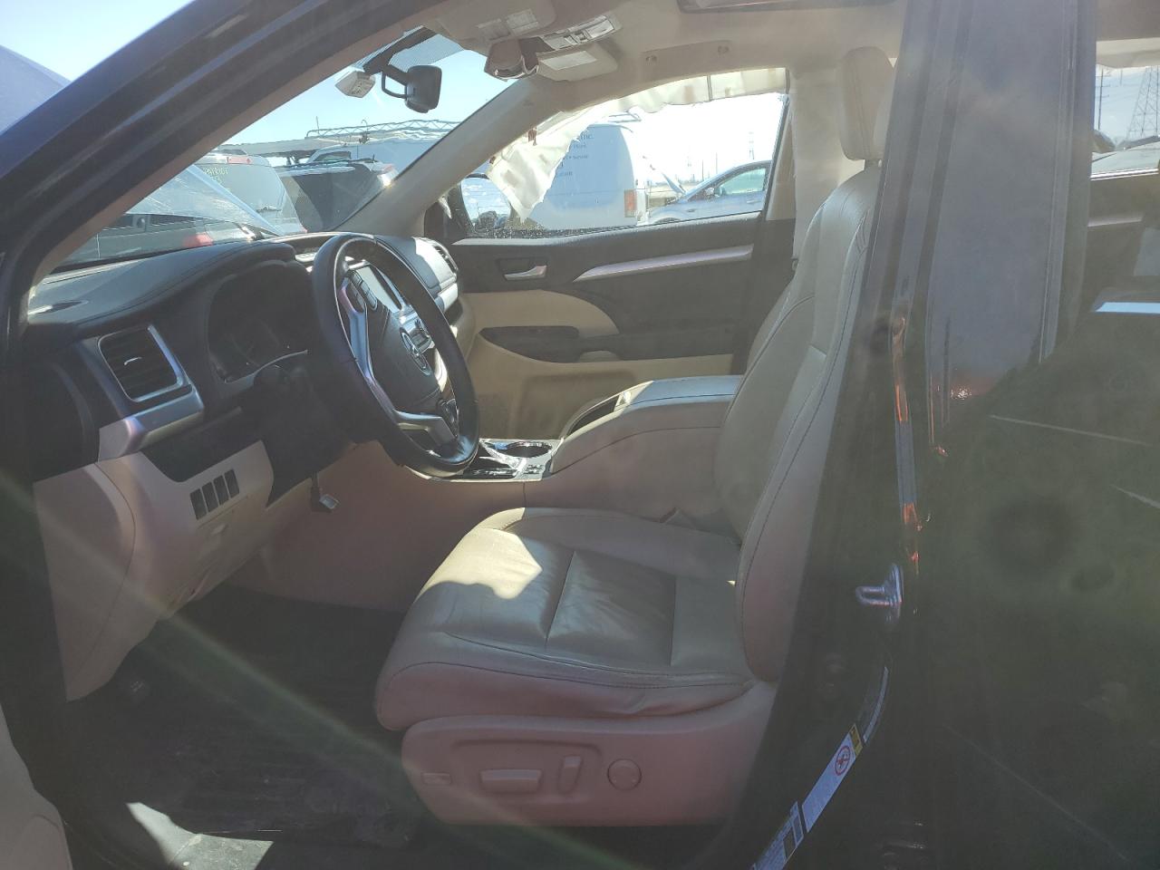 2014 Toyota Highlander - Image 7