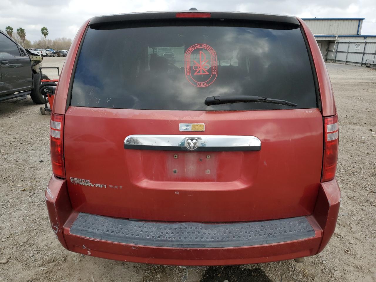 2008 Dodge Caravan - Image 6