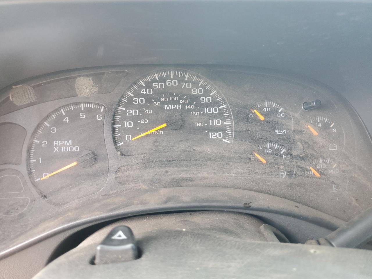 2003 Chevrolet Suburban C1500 VIN: 1GNEC16T33J126329 Lot: 47325335