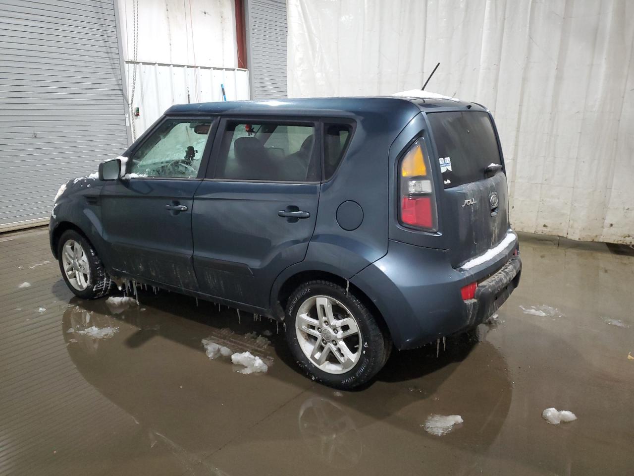2011 Kia Soul - Image 2